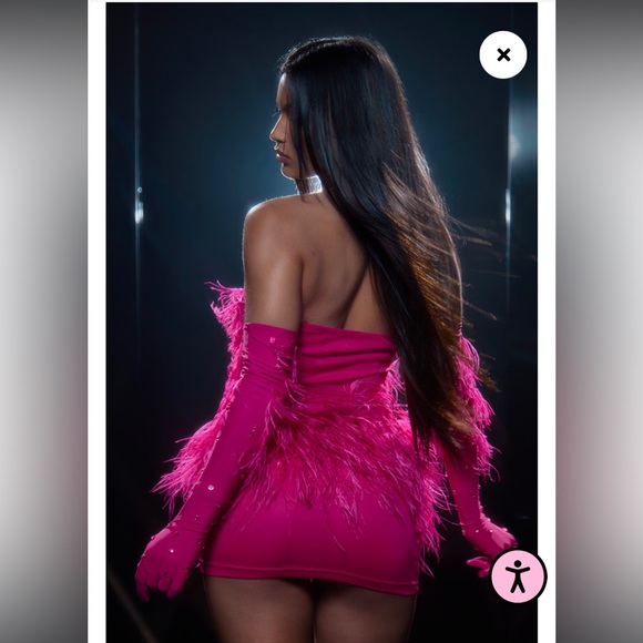 PREMIUM PINK FEATHER BANDEAU GLOVE DETAIL BODYCON DRESS - Picture 3 of 4